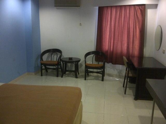 Amans Inn Ambon Ruang foto